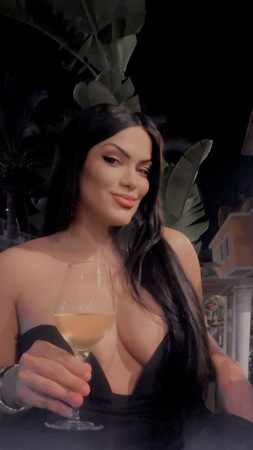 Mariana Cruzz 26 J 24 H, Kassel