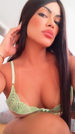 Mariana Cruzz 26 J 24 H, Kassel