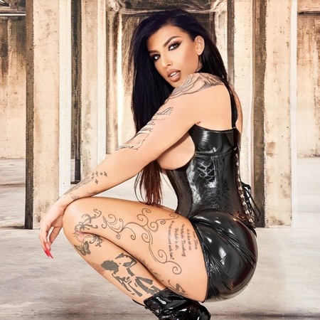 Bizarrlady Sophia Shade