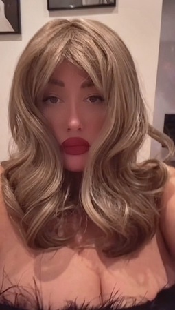 Mersedes - F*** GEIL, FE*CHT, VERSA*T, NATUR BRÜSTE, Frankfurt am Main