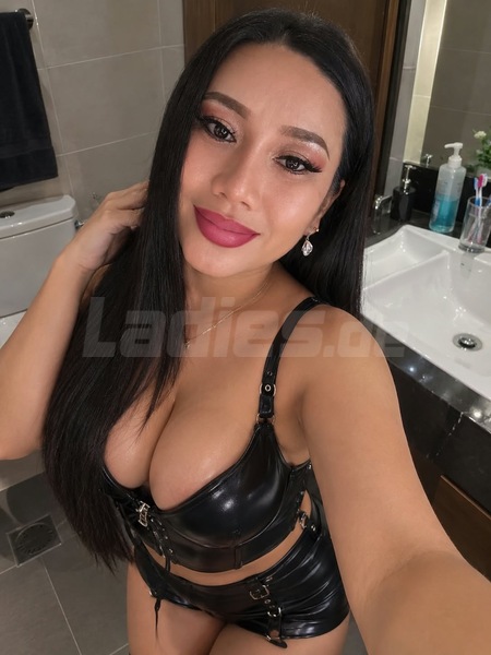 Foto von Naomi Service & Massage