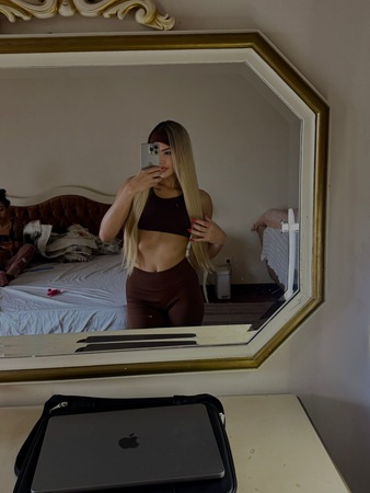 Isis Jasmine, Stuttgart