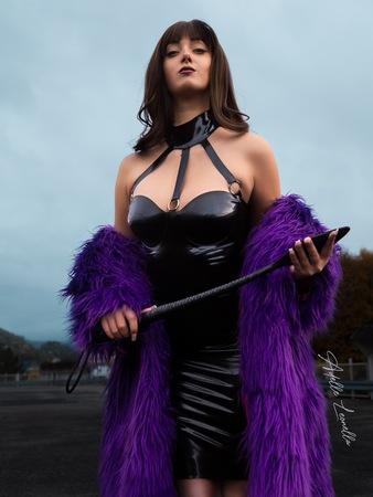 Adelle Leonella - Natursad. Femdom, Wiesbaden