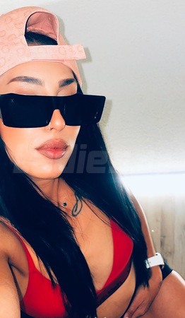 Antonia ESCORT Neu, Siegen