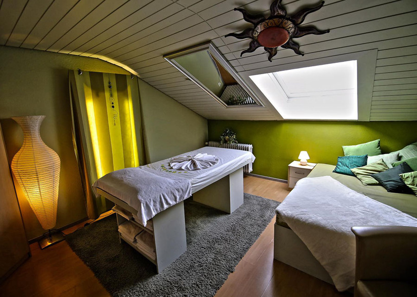 Foto von Vögelnest! Domina Erotikhaus!