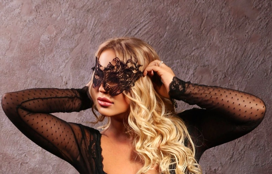 Foto von Vögelnest! Domina Erotikhaus!