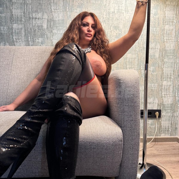 Foto von Lady Aylin - Goddess of Pleasure Nur haus & Hotel