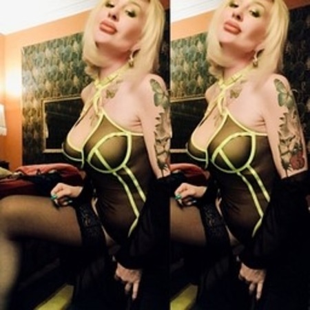 HOT AMANDA! SQ*IRTING KÖNIGIN, Bremen