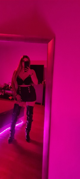 Foto von Sabrina Queen AV Fußerotik