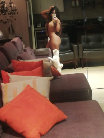 Mariana Cruzz 26 J 24 H, Kassel