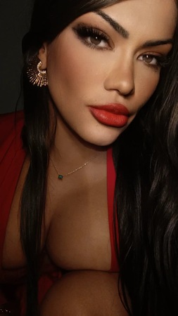 Mariana Cruzz 26 J 24 H, Kassel