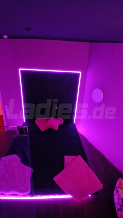Love House, Köln Stammheim