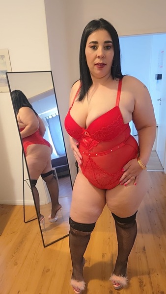 Foto von HEIßE N*MPHE ANNA 29J. a.H+H  Top Service 24H