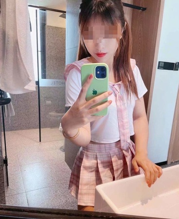 Lisa aus Japan - über WhatsApp, Halle (Saale)