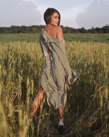 NEU!Süße hübsche Studentin Bella 26J, Iserlohn