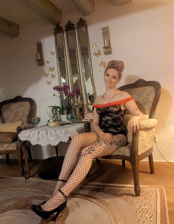 Sanny bei Tantramassage Sarina, Lübeck