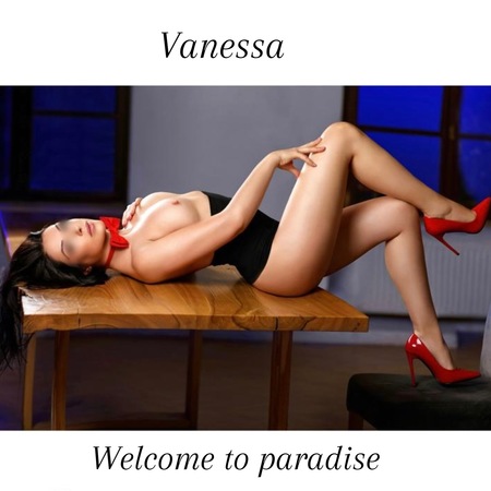 VANESSA! QUEEN OF NS AND FOOT FETISH, Bremen