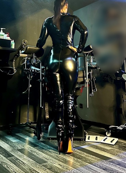 Foto von Lilly Foxx (deutsch)  Klimatisierte Location