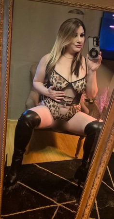 Zoe *NUR FÜR PAAR TAGE*, Landshut