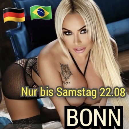 TS DANYELLA - VOLLBUSIGE PORNOQUEEN!, Bonn