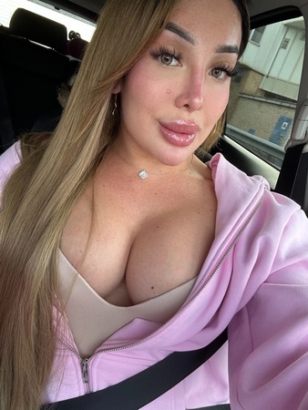 TS Jenifer Velásquez, Stuttgart