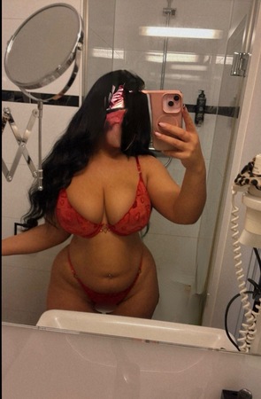 Vers*ute Aylin - auch Escort- und Dominaservice, Stuttgart