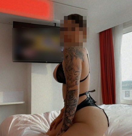Deutsche Hannah NEUE NUMMER, Dortmund