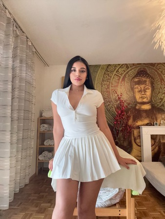 Bella, Sankt Augustin