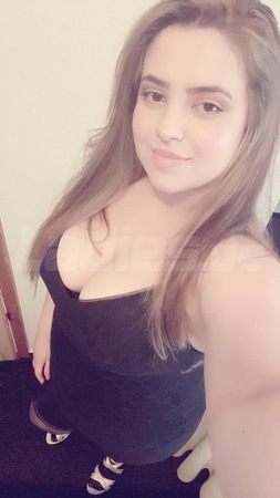 Celina - aus Armenien, Dortmund
