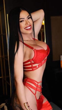 TS Sara Doll, Berlin