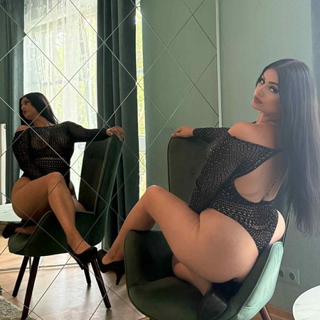 NEU Dilara
