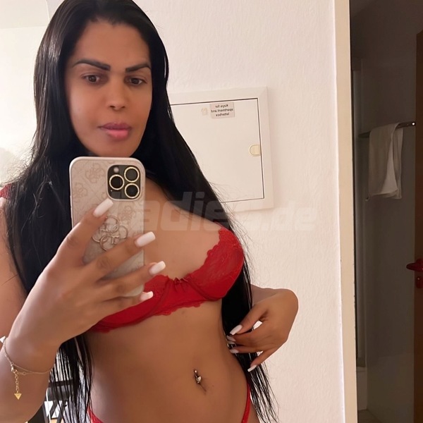Ts Melissa Maia