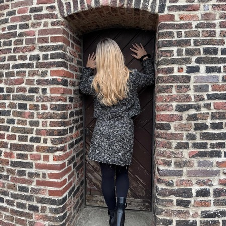 Vanessa, 28 stilvoll, diskret, Dinslaken