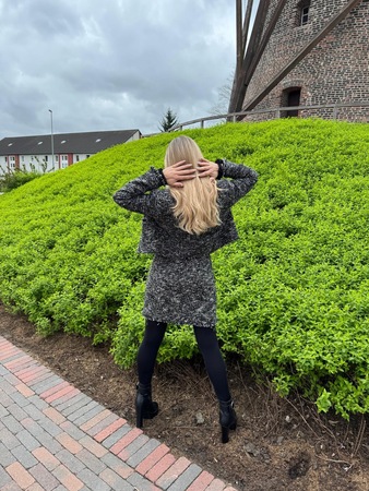 Vanessa, 28 stilvoll, diskret, Dinslaken