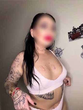 Katie-Elena, Aschaffenburg