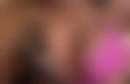 DT H*SE SARAH DEUTSCH FAKECHECK, München