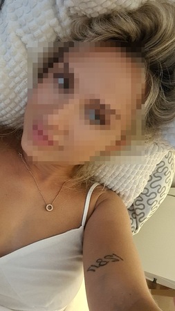 Emmy bei Tantramassage Sarina, Lübeck