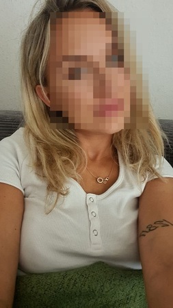 Emmy bei Tantramassage Sarina, Lübeck