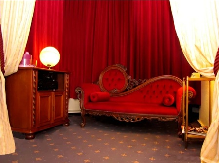 Salon Prestige, Berlin-Willmersdorf