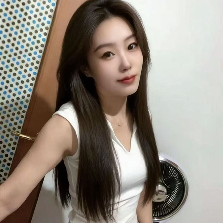 Criss - per WhatsApp Kontakt, Villingen-Schwenningen