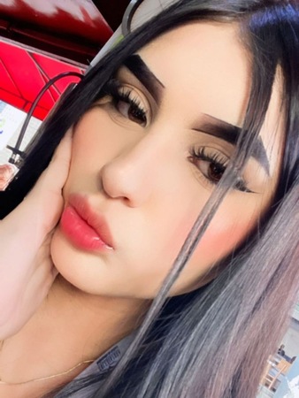 Very Hot Valeria, Suhl