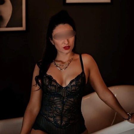 SOFIA GANZ NEU!
