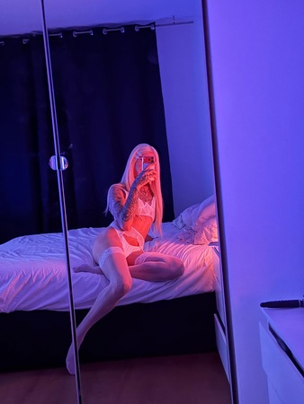 TS Isabella Lewis, München