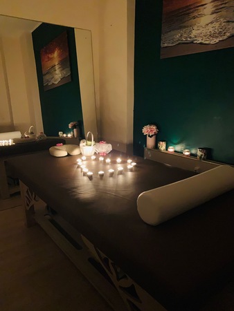 Elements Massage - tägl. 5-7 Massagedamen im Haus, Hamburg-Eilbek