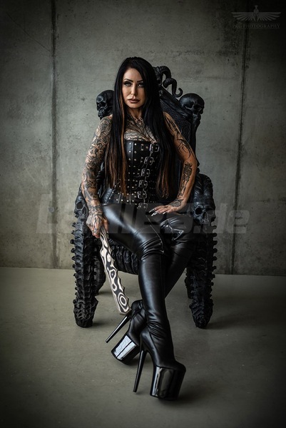 Foto von DOMINA Jennifer Van Hunt