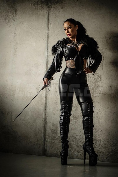 Foto von DOMINA Jennifer Van Hunt