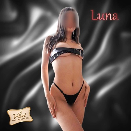 Luna bei Velvet-Massage, Frankfurt am Main