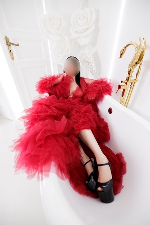 Loren DT Queen, Dresden