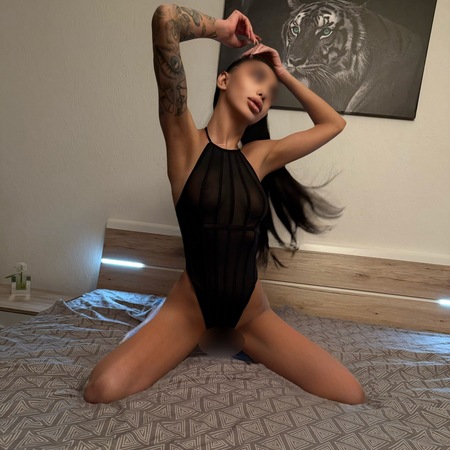 Veronika NEU in der Stadt Haus/Hotelbesuch/ Büro, Düsseldorf