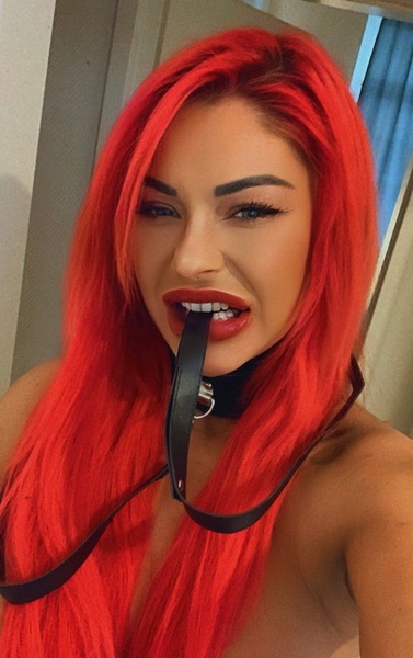 Foto von NEU! devote BJ-Queen Emina !